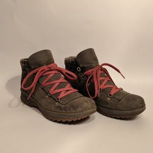 Merrell Eventyr Bluff hiking boots